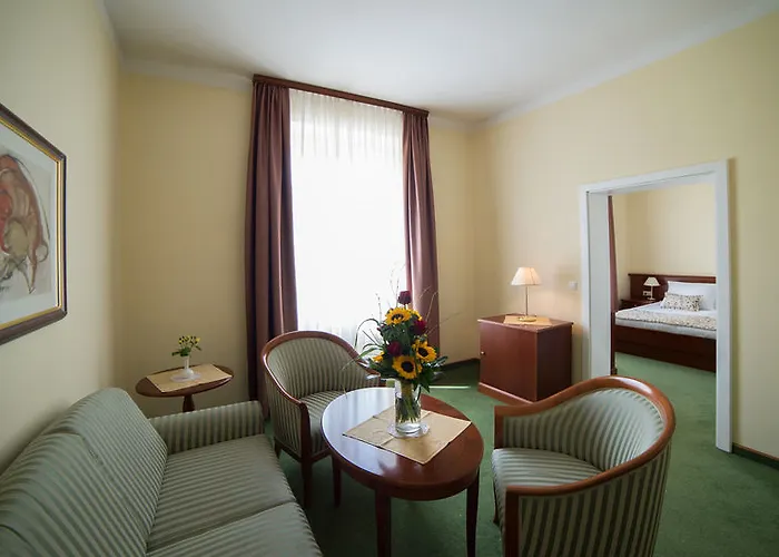 מלון Grand Rogaska 4*