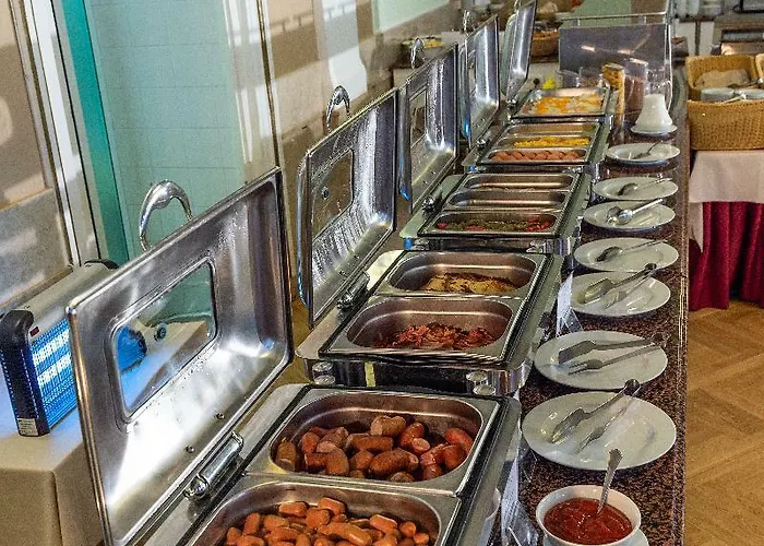 Grand Rogaska מלון 4*